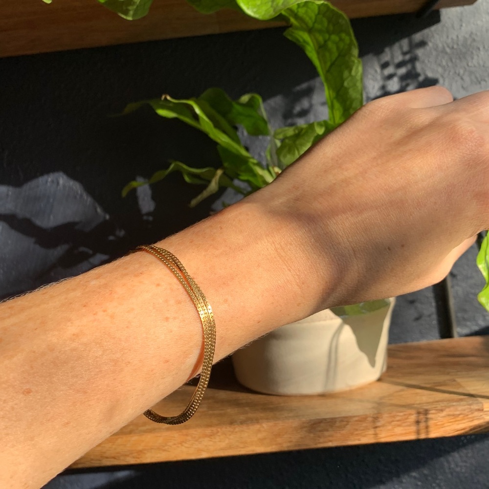 Vintage | Faux Gold Bracelet - Picture 8 of 9